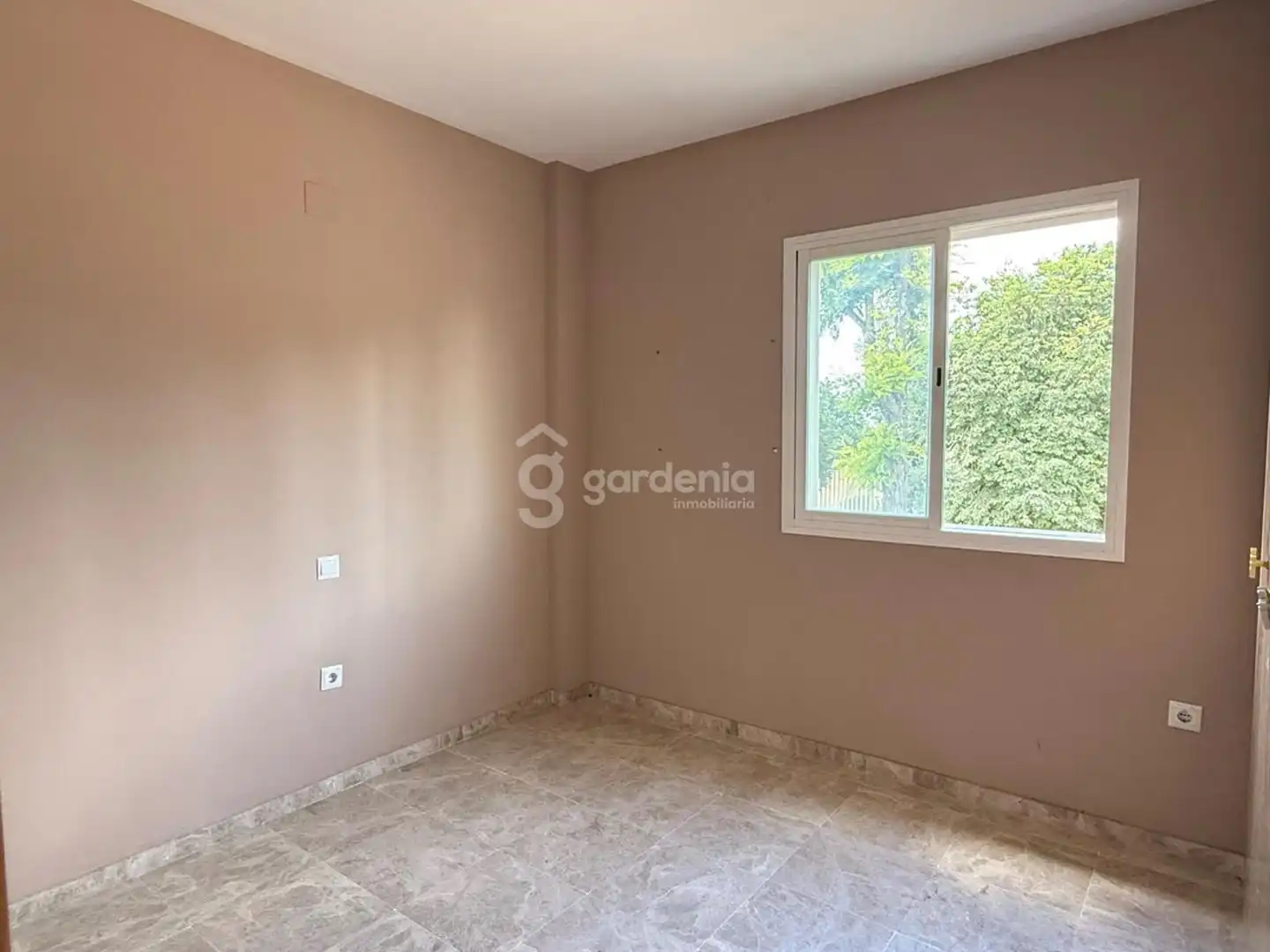Habitación de Casa adosada en venta en Castilleja de la Cuesta con Aire acondicionado y Terraza