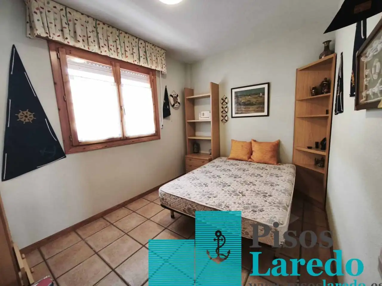 Schlafzimmer von Maisonette zum Verkauf in Laredo mit Heizung, Parkett und Terrasse