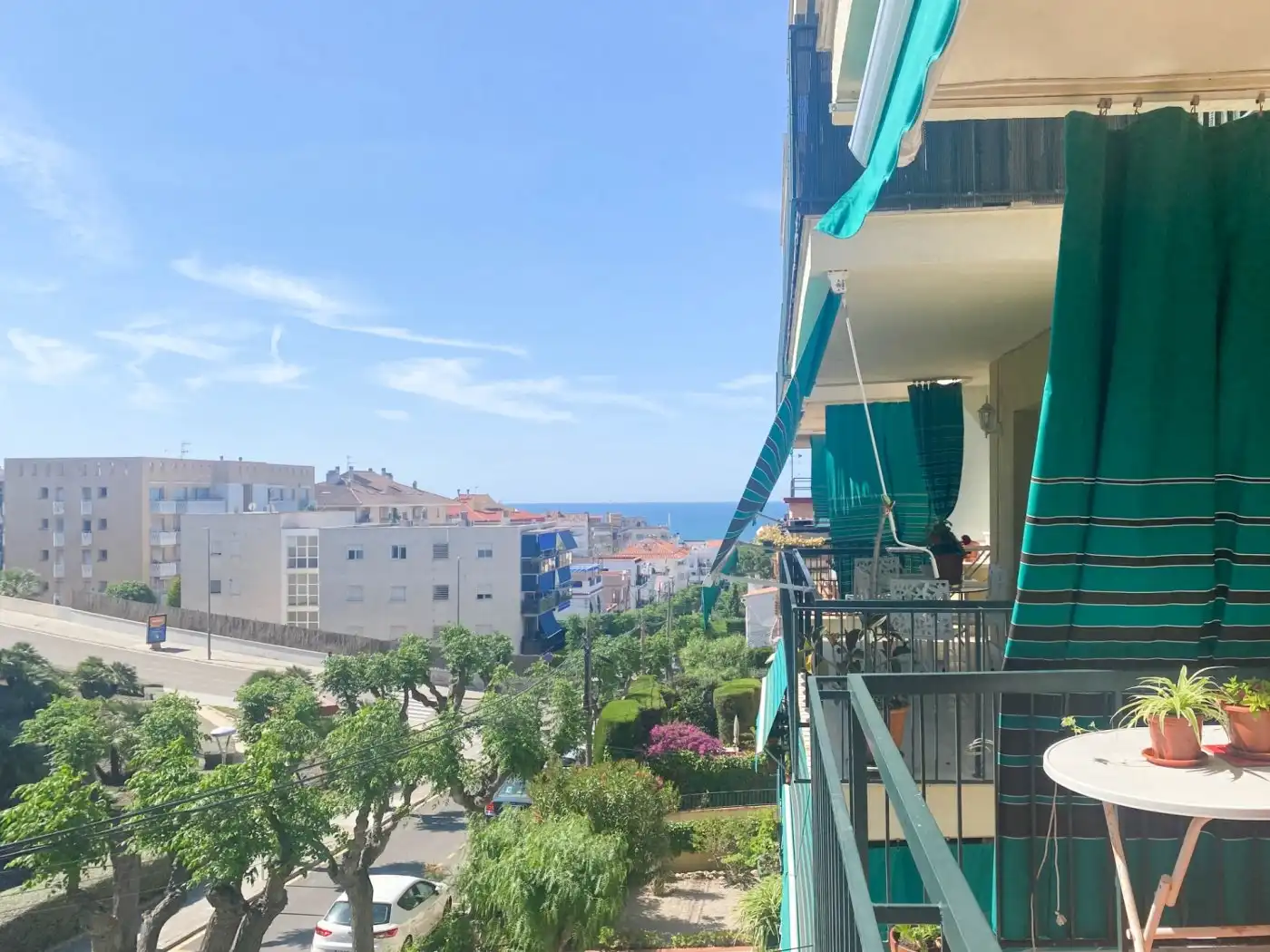 Appartamento con terrazza in vendita a Calle ANGEL GUIMERA