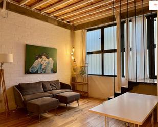 Sala d'estar de Loft de lloguer en  Barcelona Capital amb Calefacció i Alarma