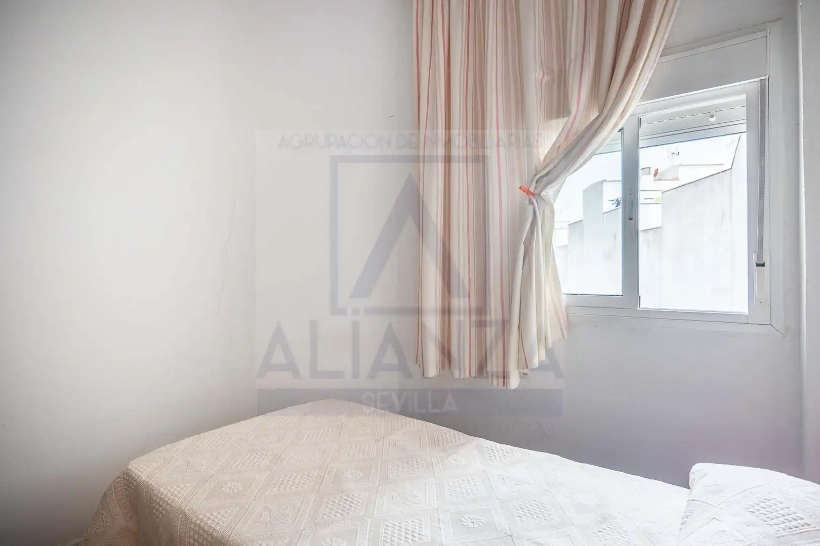 Habitación de Piso en venta en Camas con Aire acondicionado