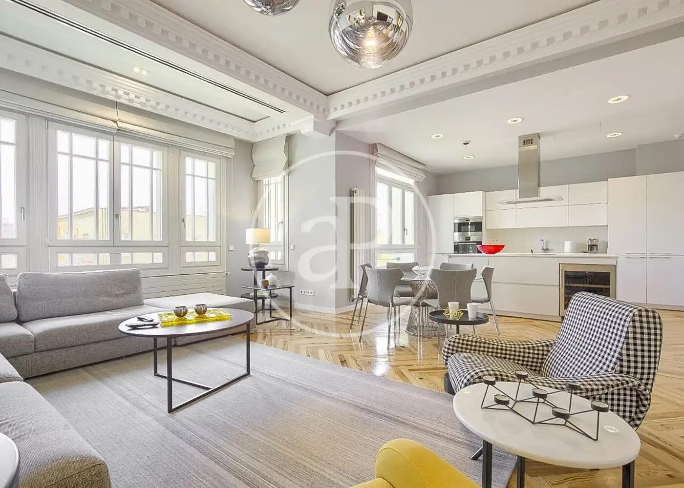 Flat with terrace to rent in Calle del Príncipe de Vergara, imagen 4