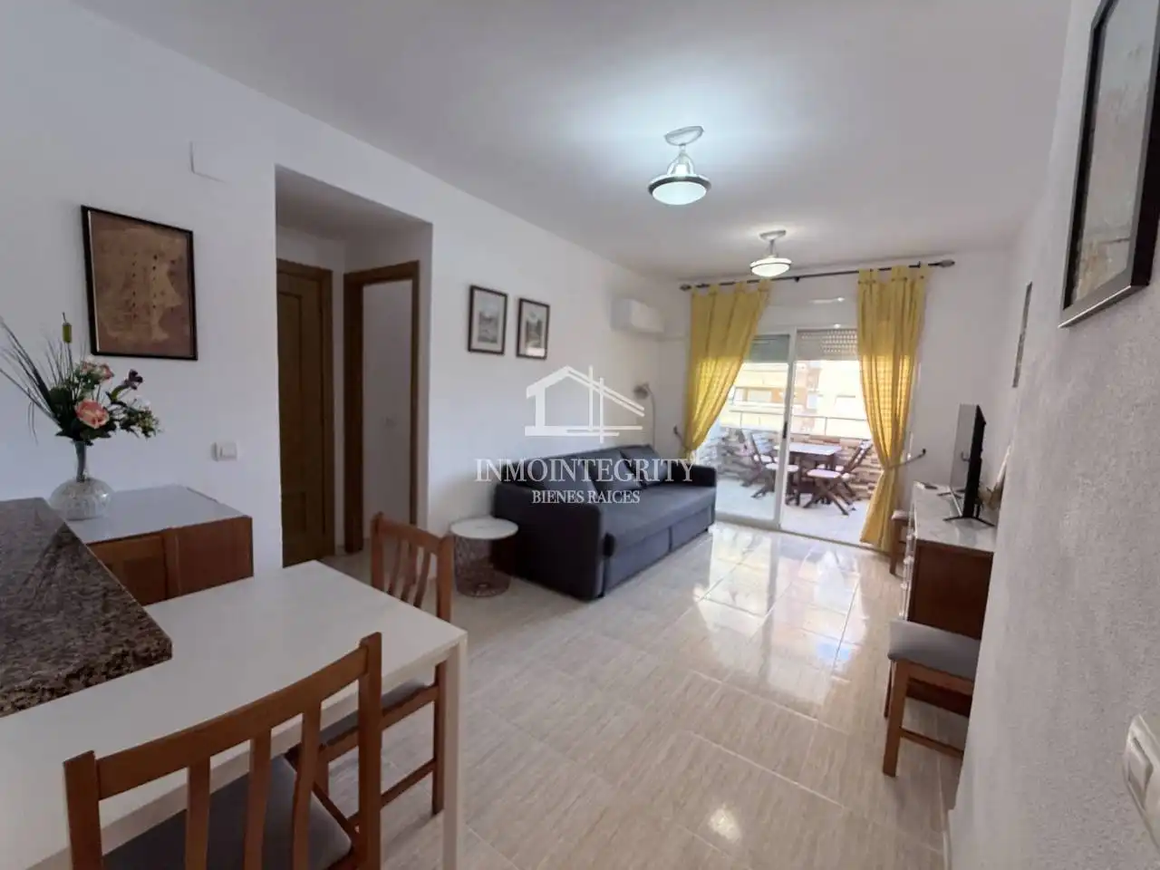 Vista exterior de Apartament en venda en Oropesa del Mar / Orpesa amb Aire condicionat, Terrassa i Moblat
