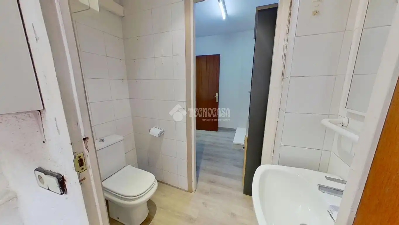 Bany de Pis en venda en Sabadell