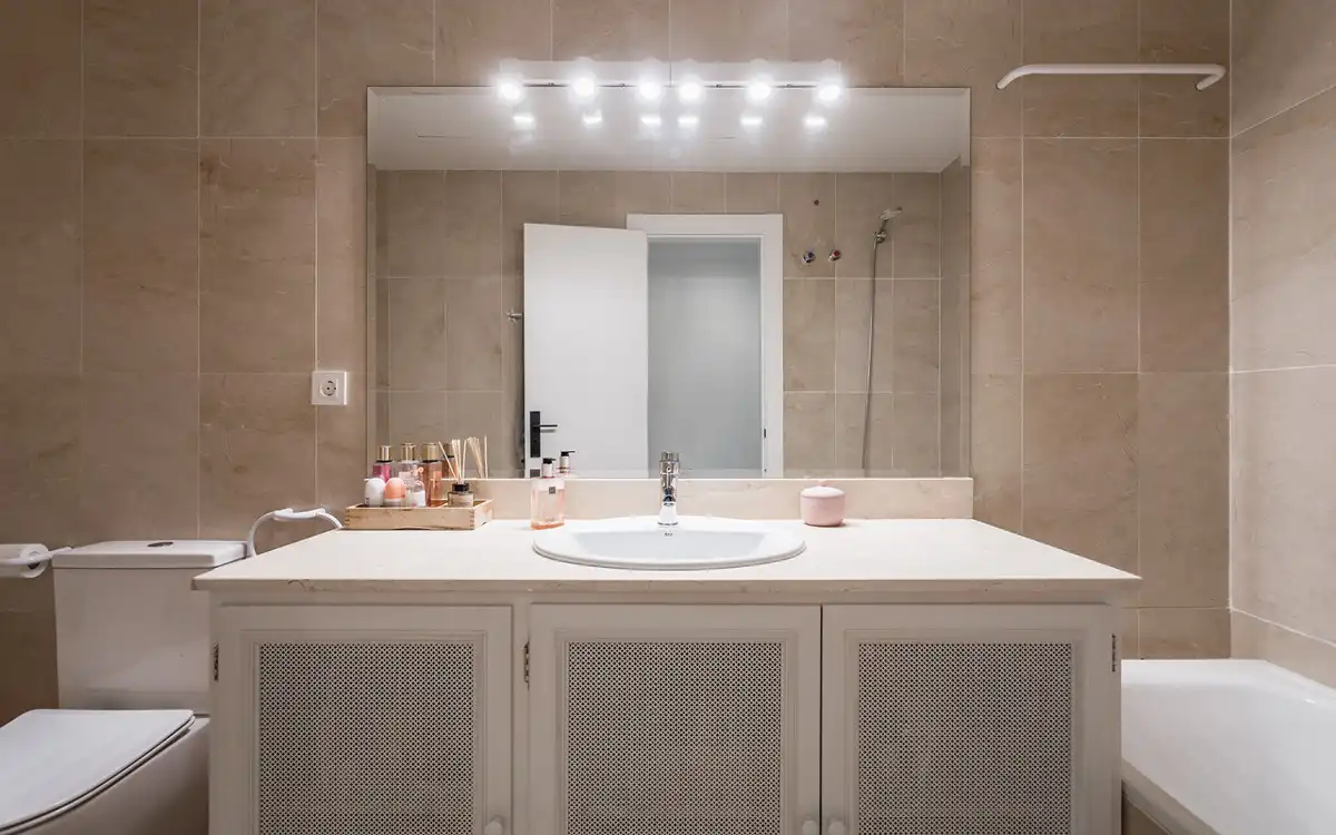 Bathroom of Detached homes for sale in Málaga  with Air Conditioner, Terrace and Storage room
