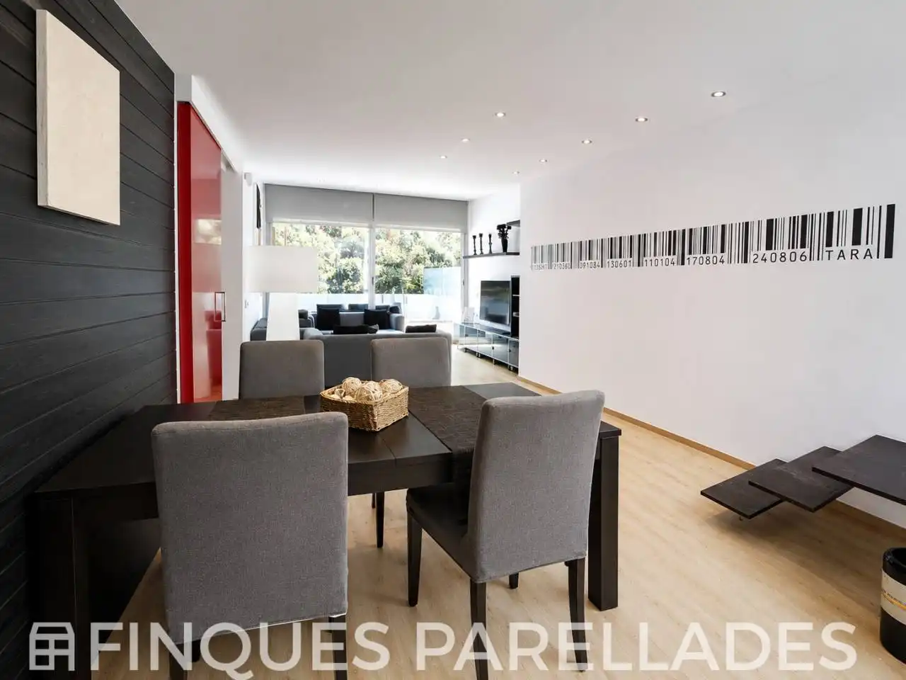 Casa con piscina en venta en Canyelles, imagen 5