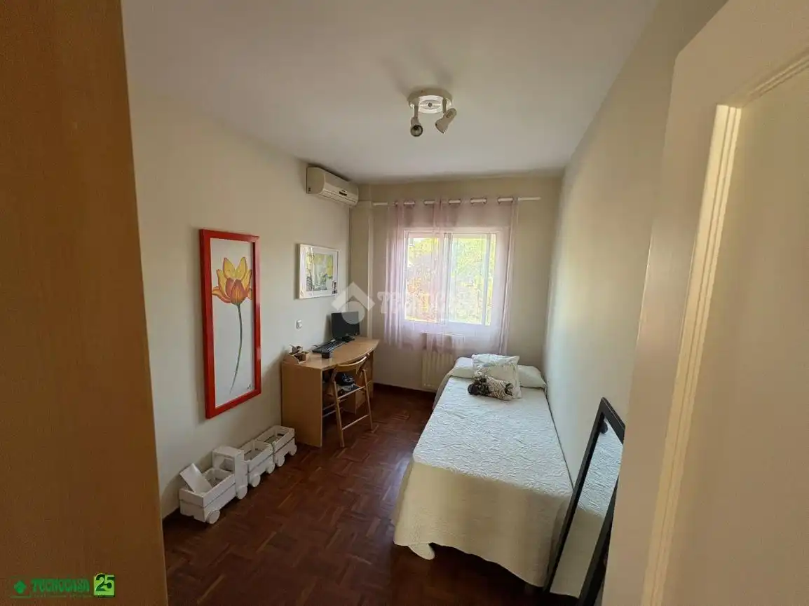 Casa adosada en venta en C. las Viñas, Miguelturra