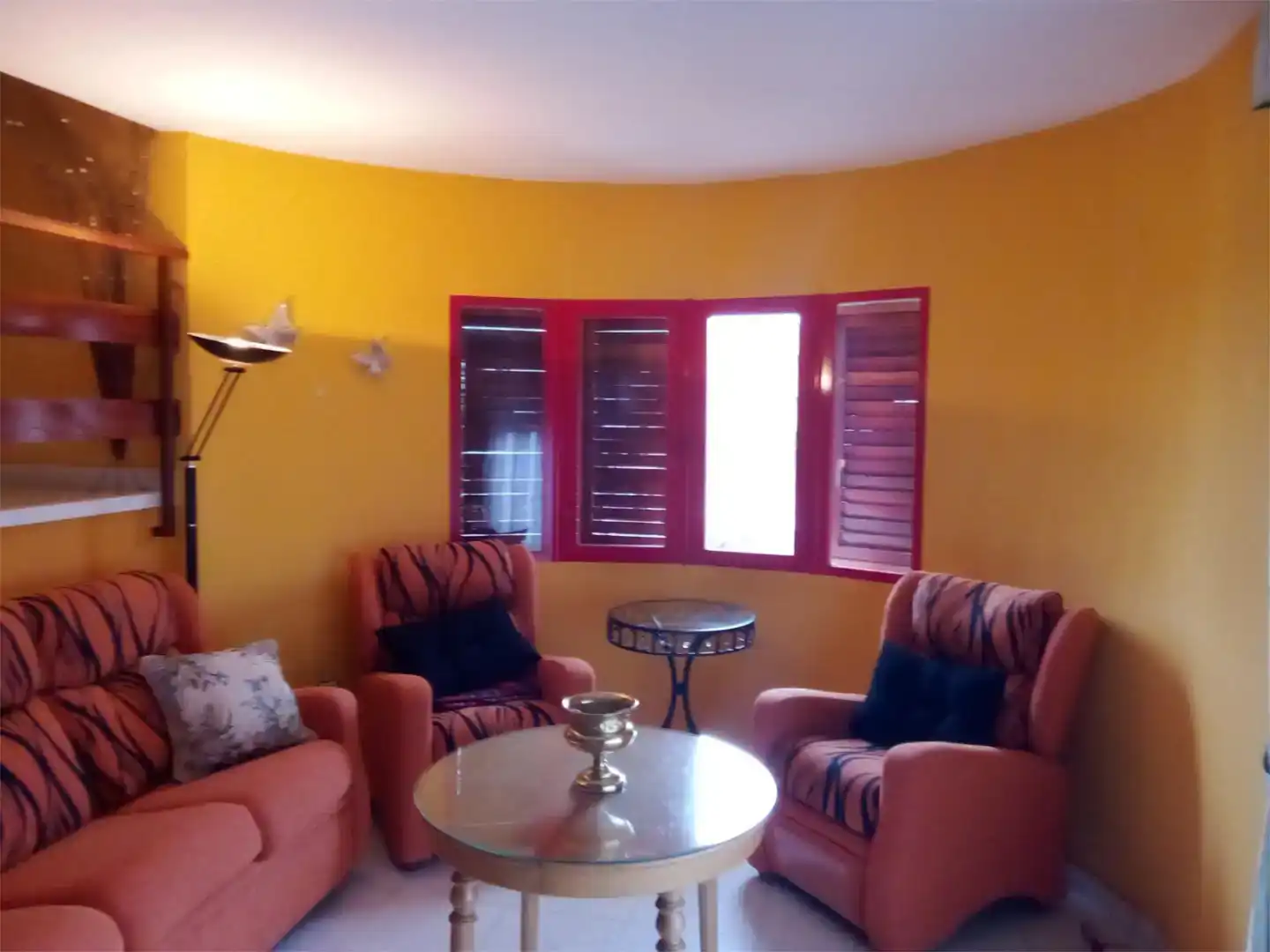 Sala d'estar de Dúplex en venda en Campanario amb Aire condicionat, Rentadora i Microones