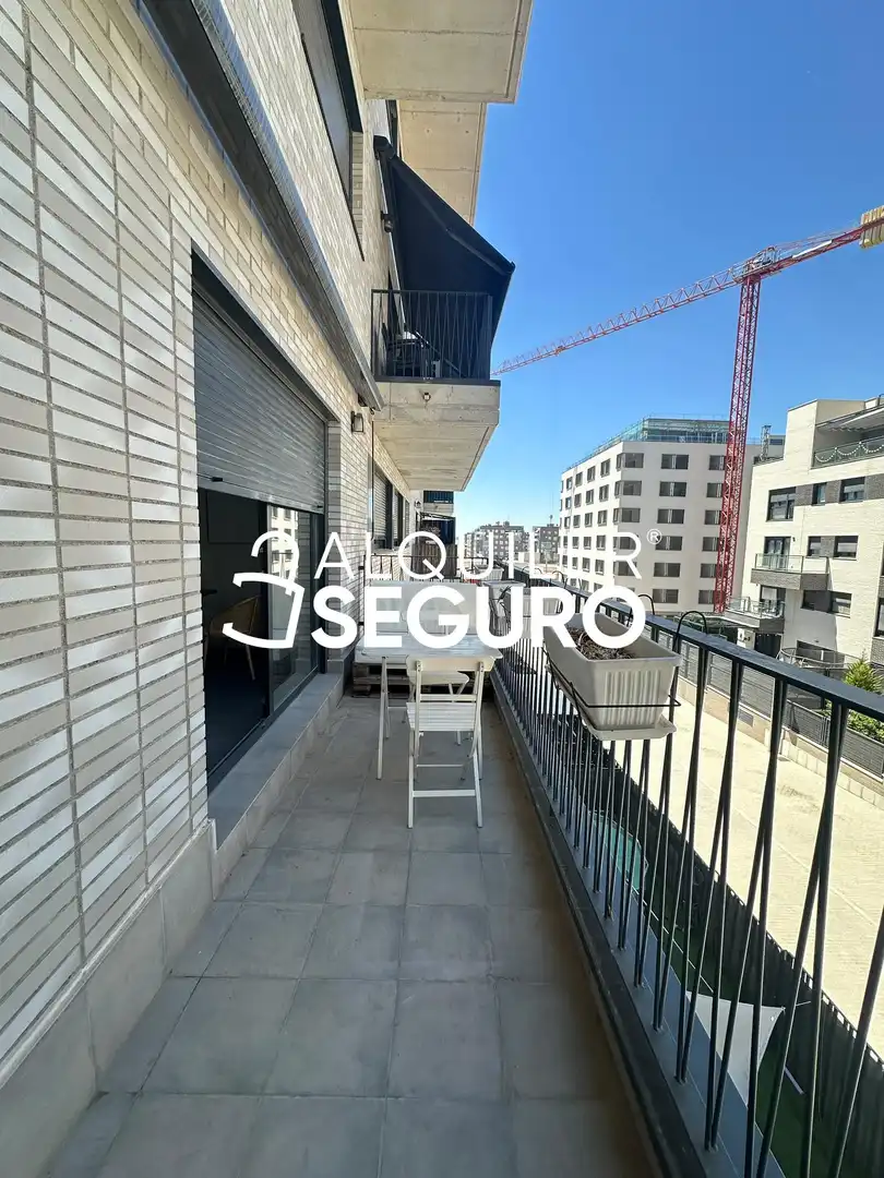 Vista exterior de Pis de lloguer en Madrid amb Aire condicionat, Calefacció i Terrassa