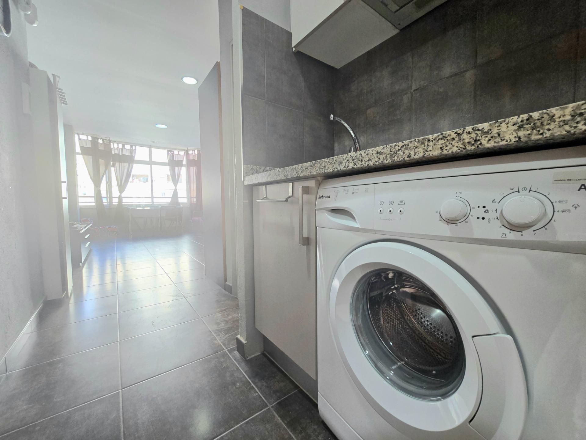 Kitchen of Study for sale in Torremolinos  with Air Conditioner, Terrace and Furnished