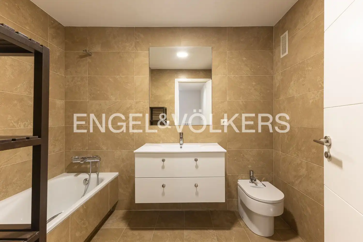 Badezimmer von Wohnung zur Miete in Extramurs