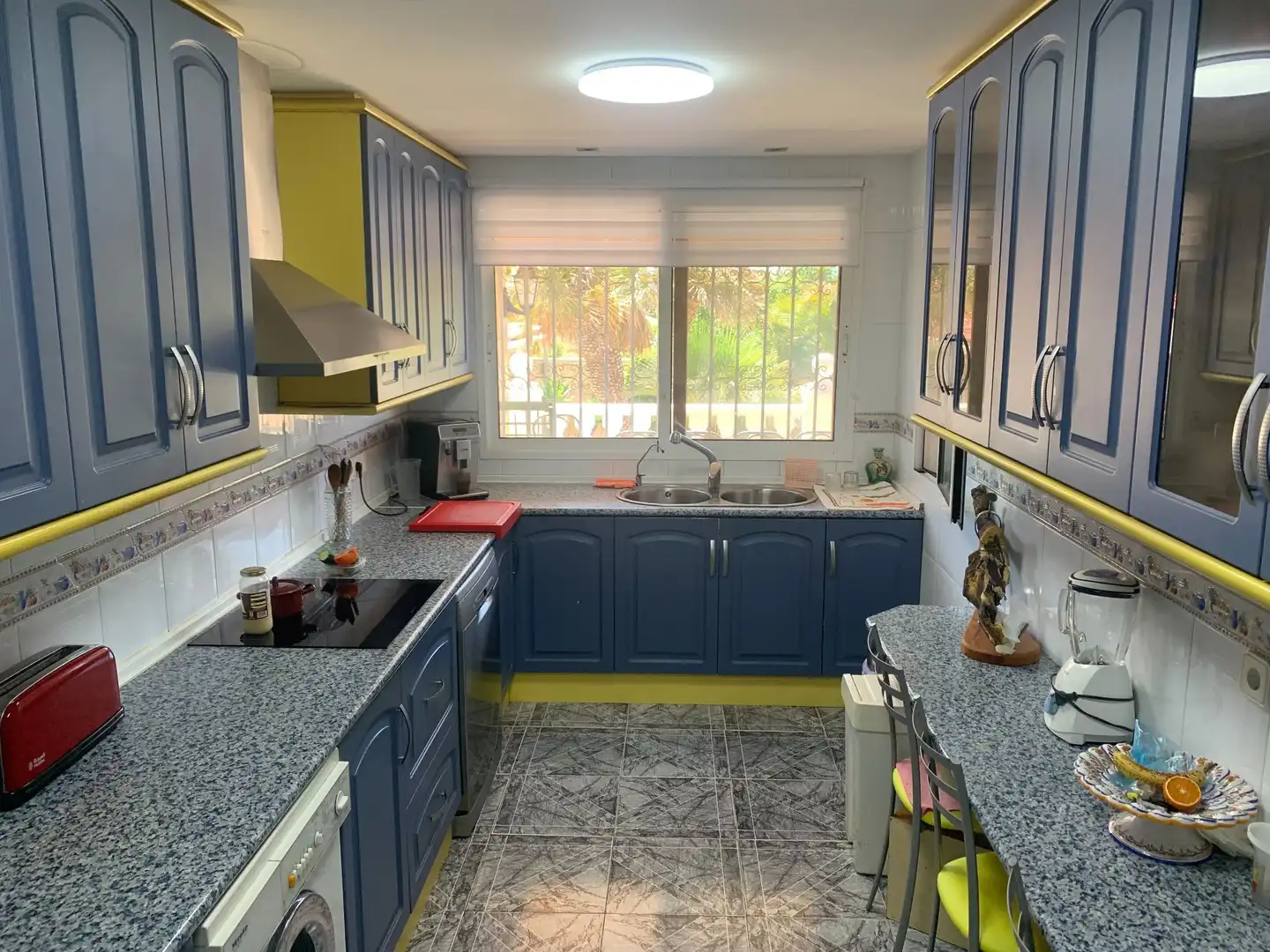 Cocina de Casa o chalet en venta en La Nucia con Aire acondicionado, Calefacción y Jardín privado