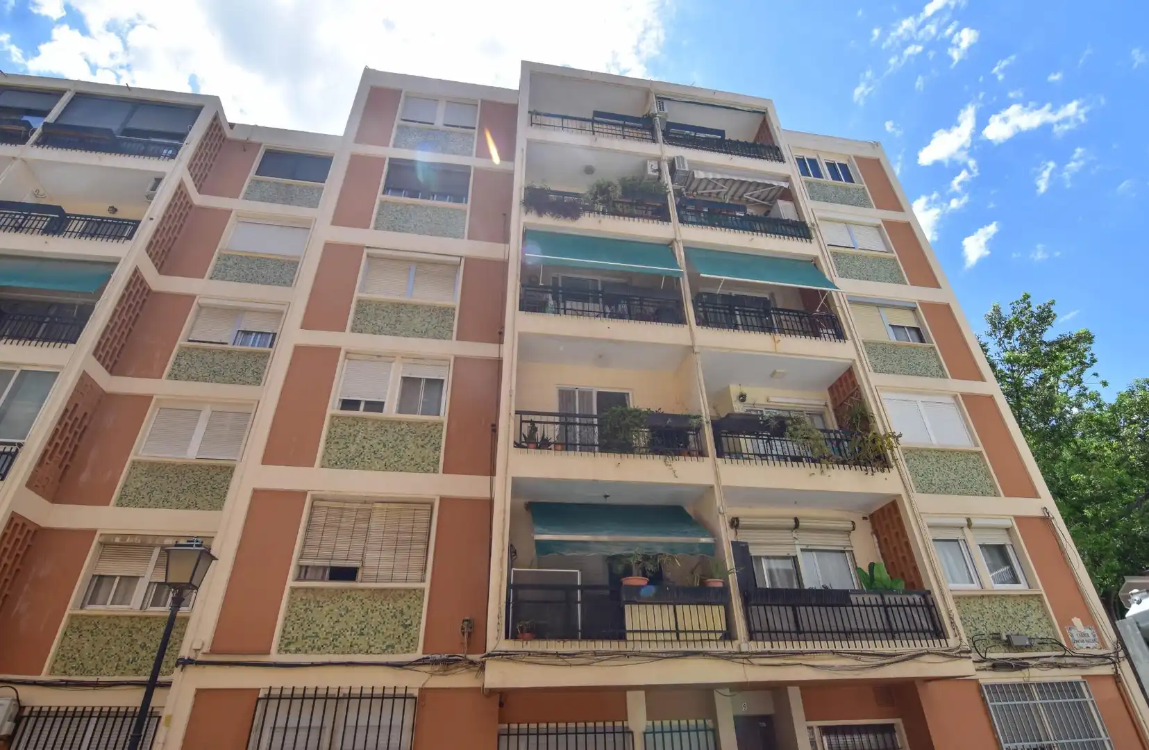 Außenansicht von Wohnung zum Verkauf in Alboraya mit Klimaanlage, Abstellraum und Balkon