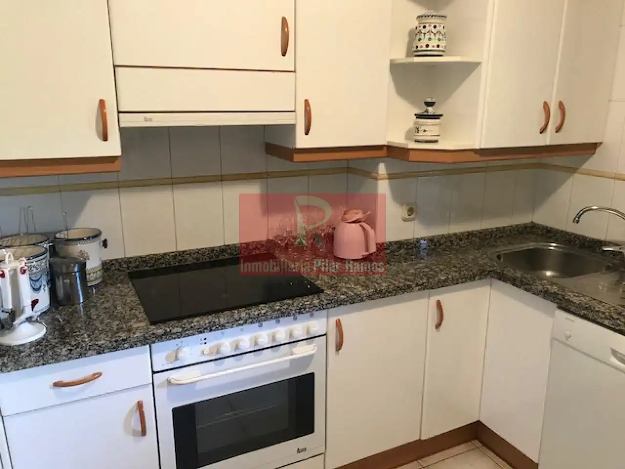 Küche von Wohnung zur Miete in León Capital  mit Heizung, Parkett und Terrasse