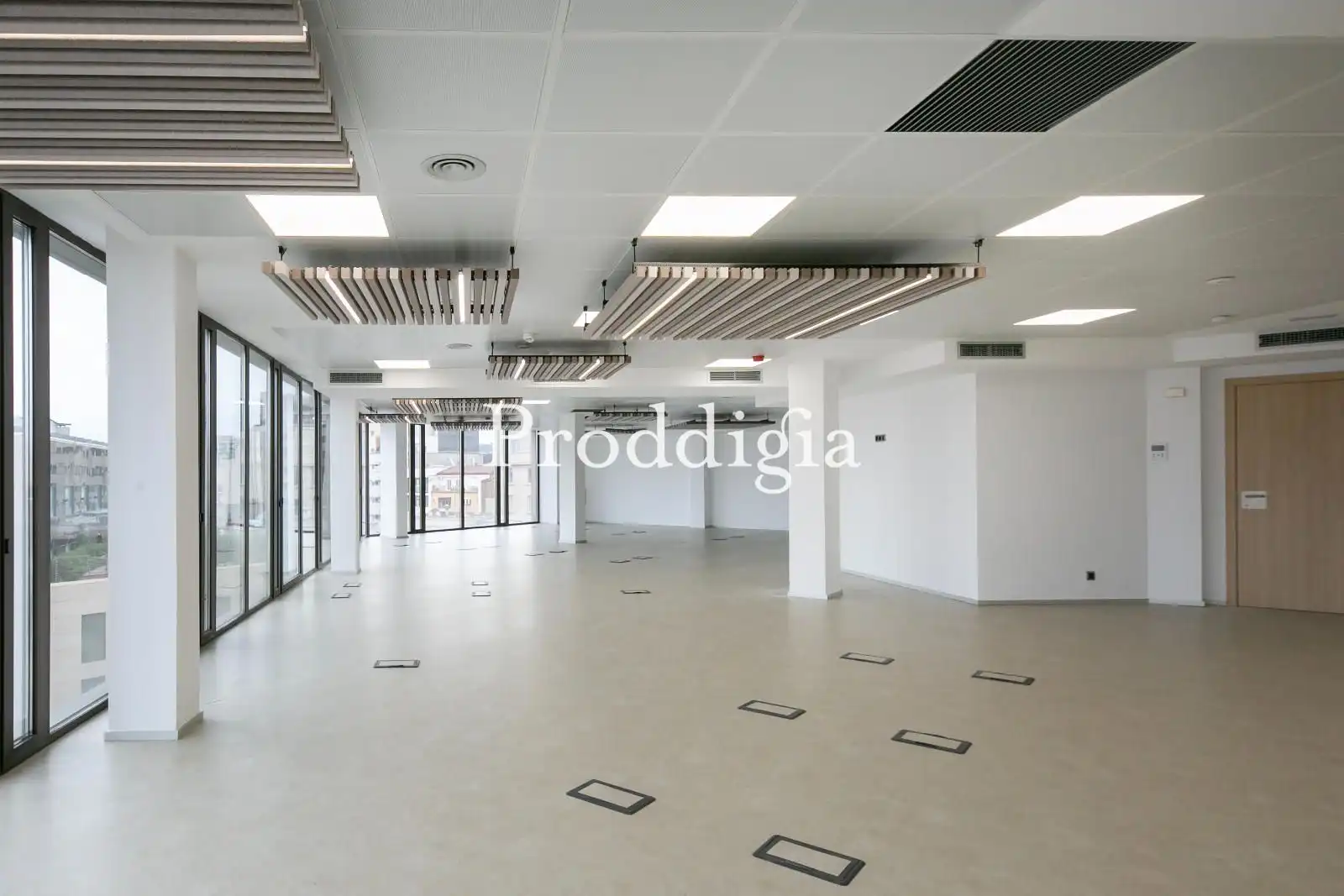 Oficina de alquiler en Barcelona con Aire acondicionado, Calefacción y Terraza