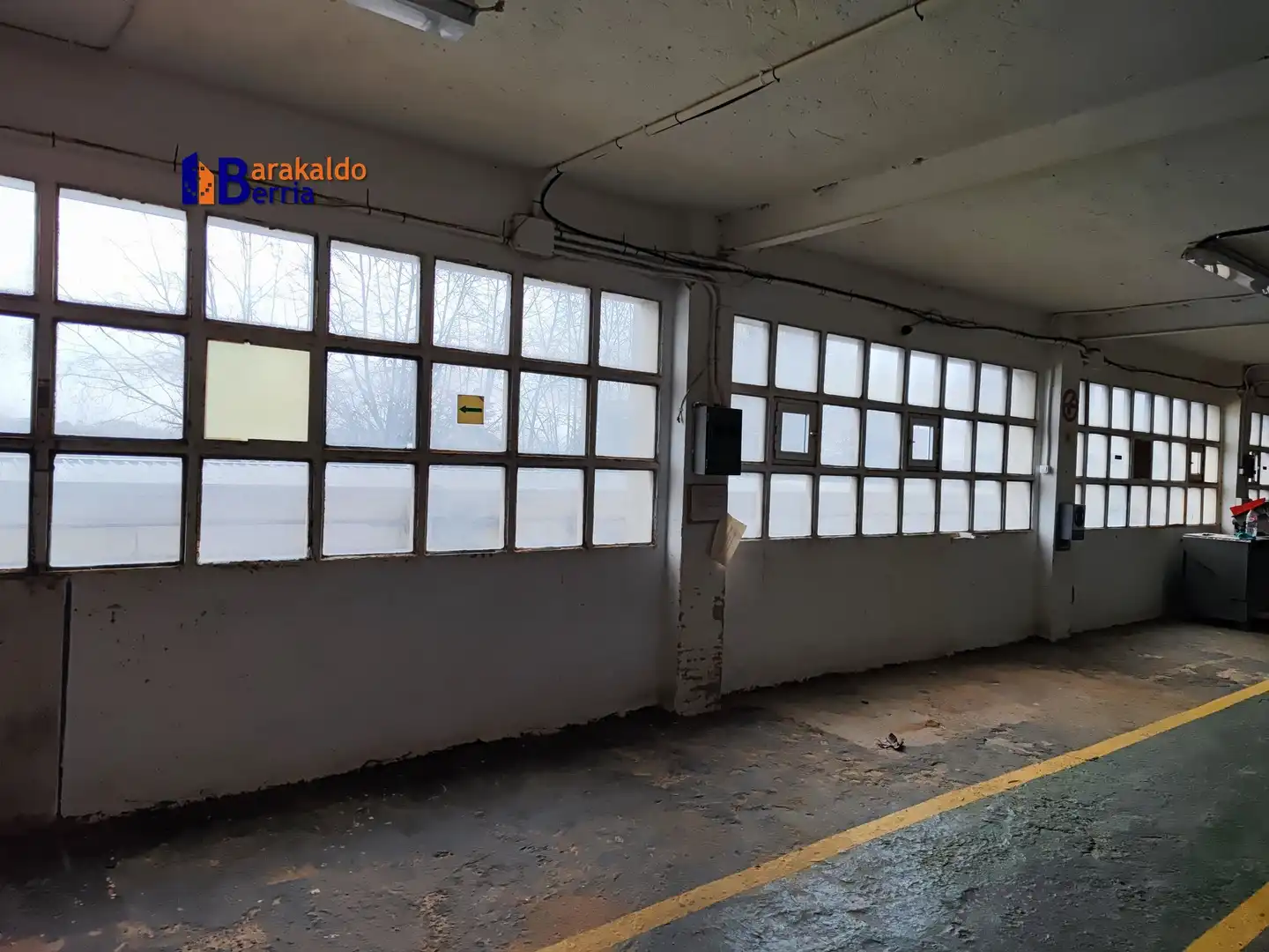 Parking de Nave industrial en venta en Sestao 