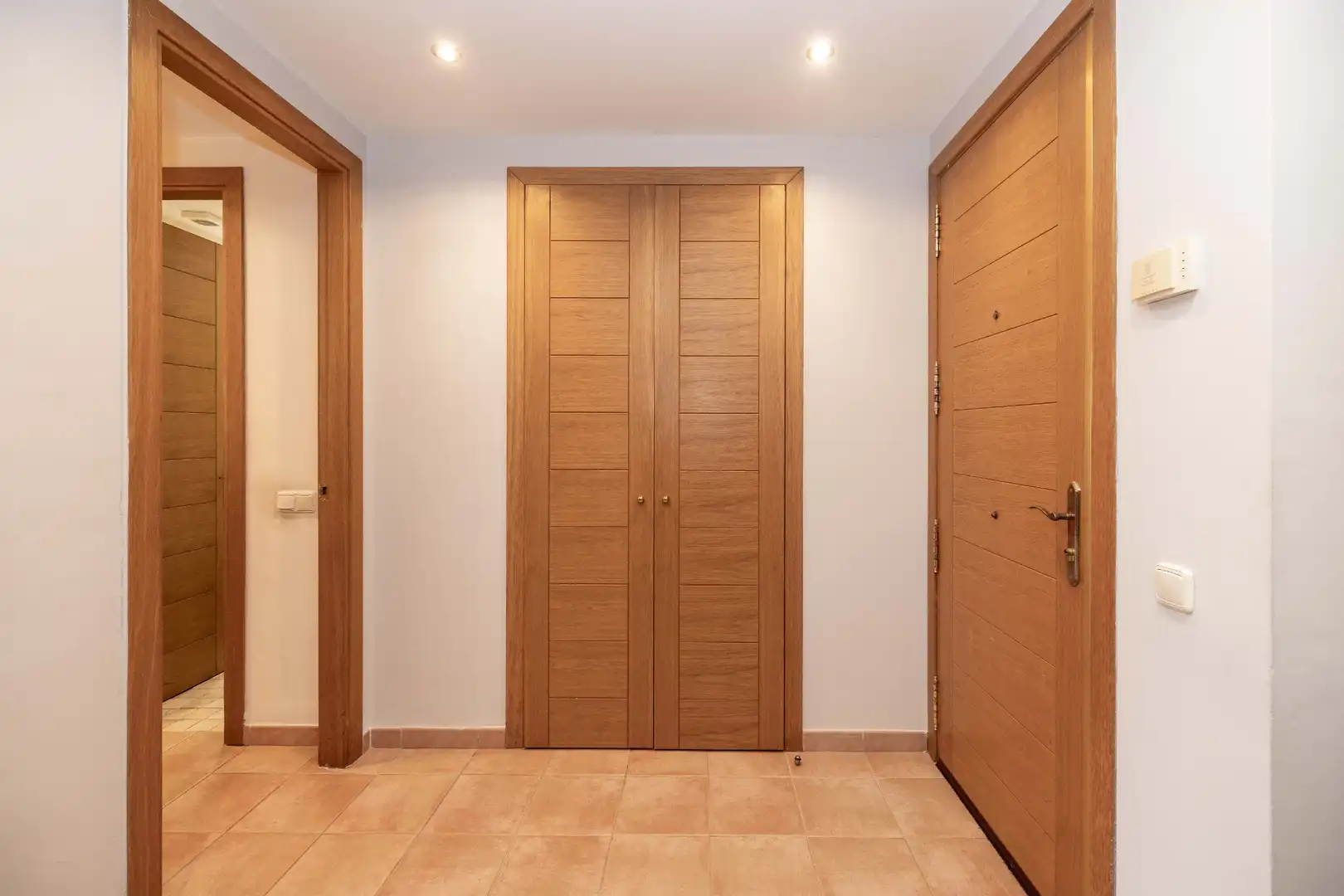 Wohnung zum Verkauf in Marbella mit Klimaanlage, Heizung und Terrasse