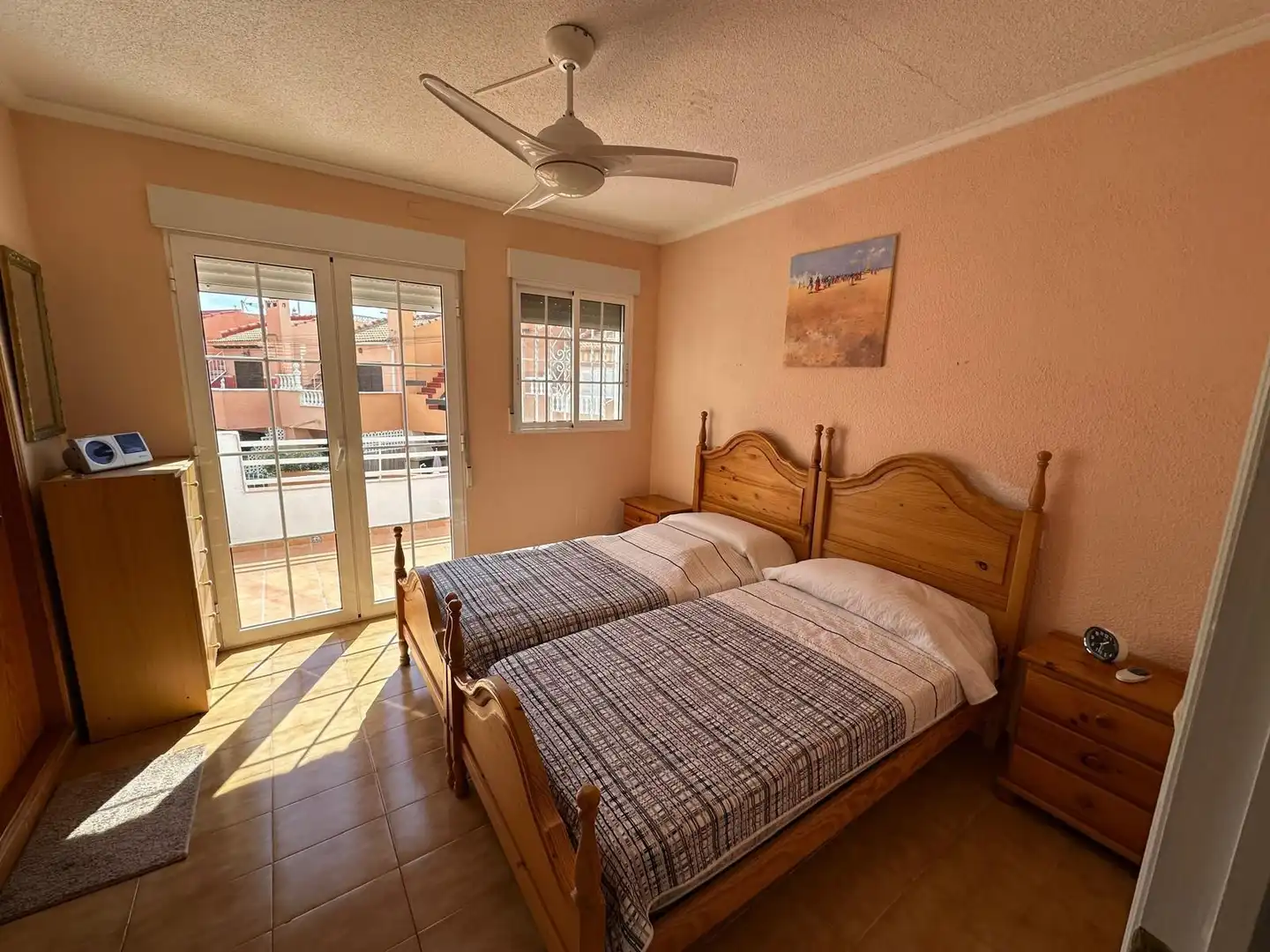 Habitación de Casa adosada en venta en Torrevieja con Amueblado