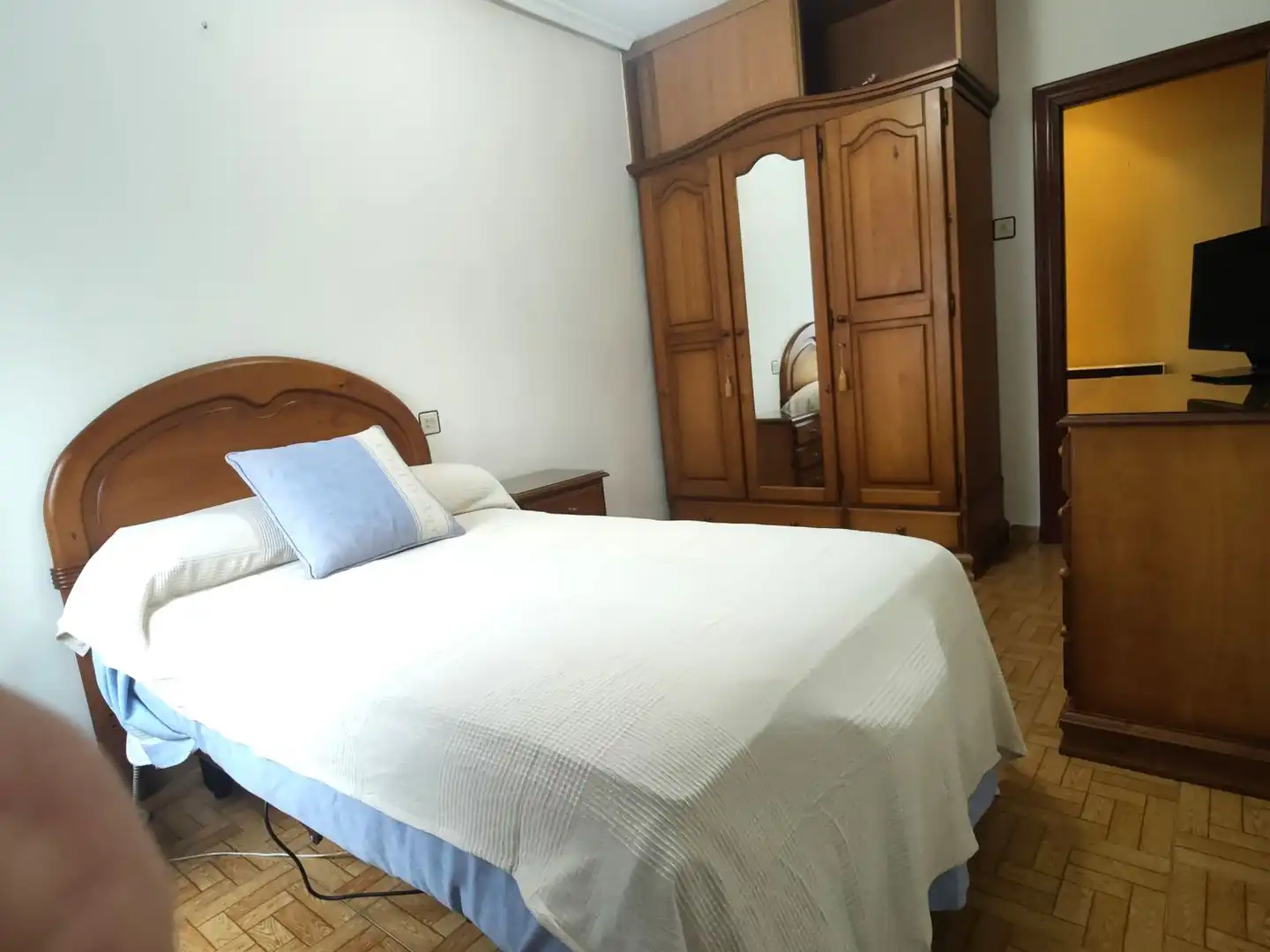 Schlafzimmer von Wohnung zur Miete in Gijón  mit Heizung