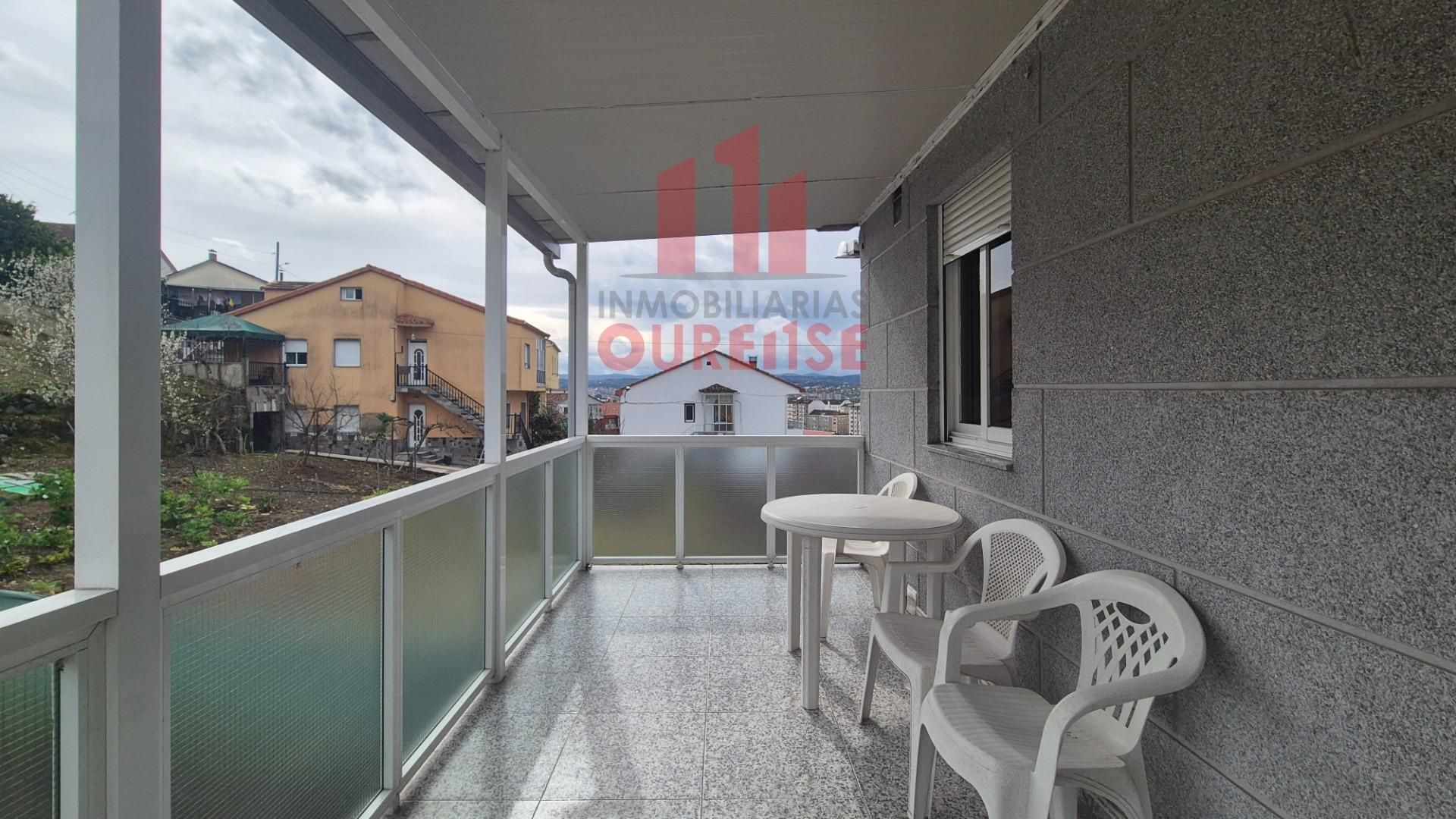 Vista exterior de Casa o xalet en venda en Ourense Capital  amb Calefacció i Terrassa