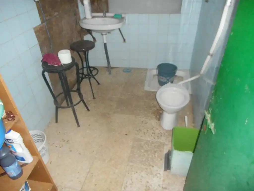 Bathroom of Houses for sale in Llerena  with Terrace, Storage room and Balcony