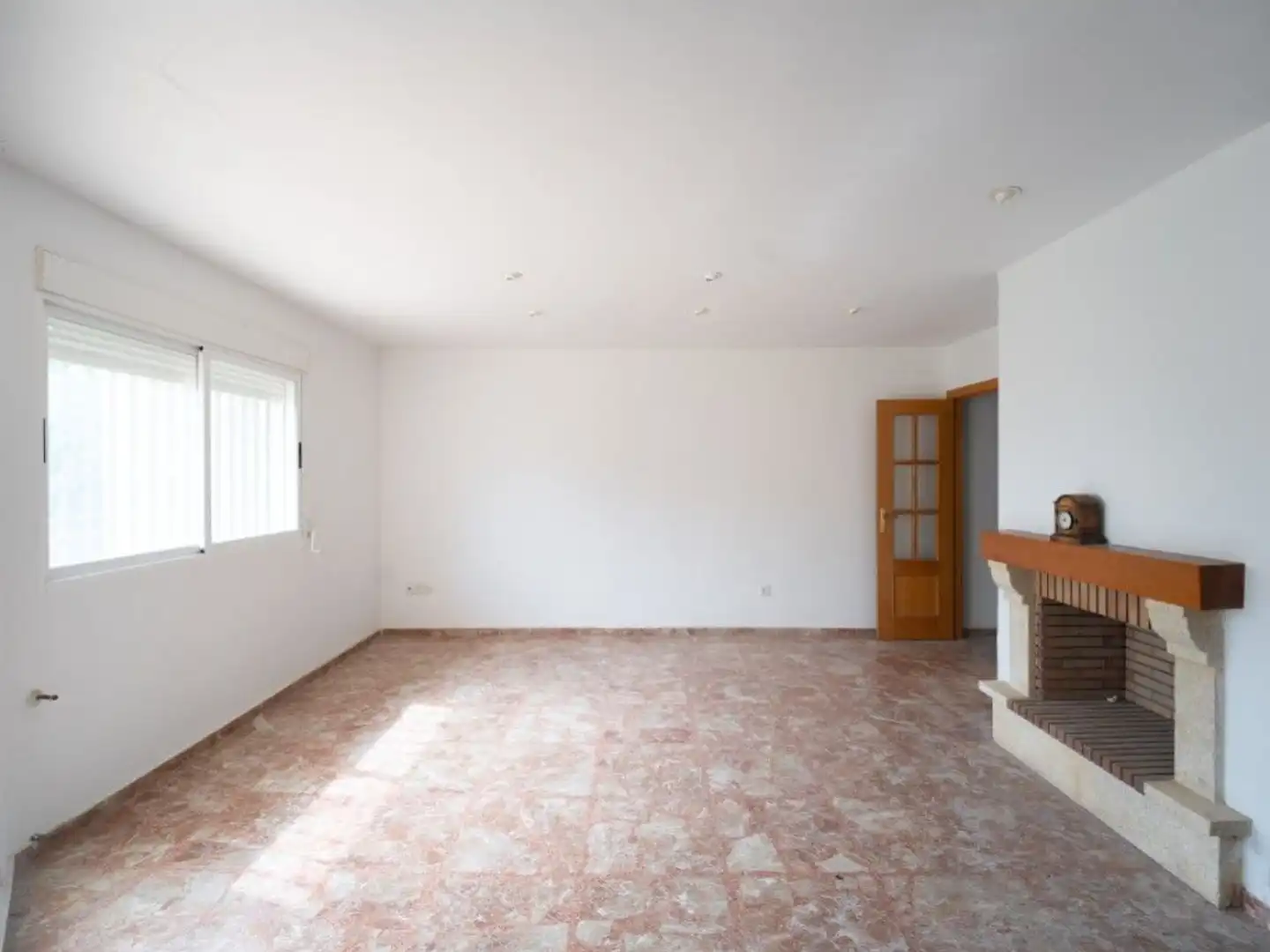 Living room of Detached homes for sale in Macastre  with Terrace
