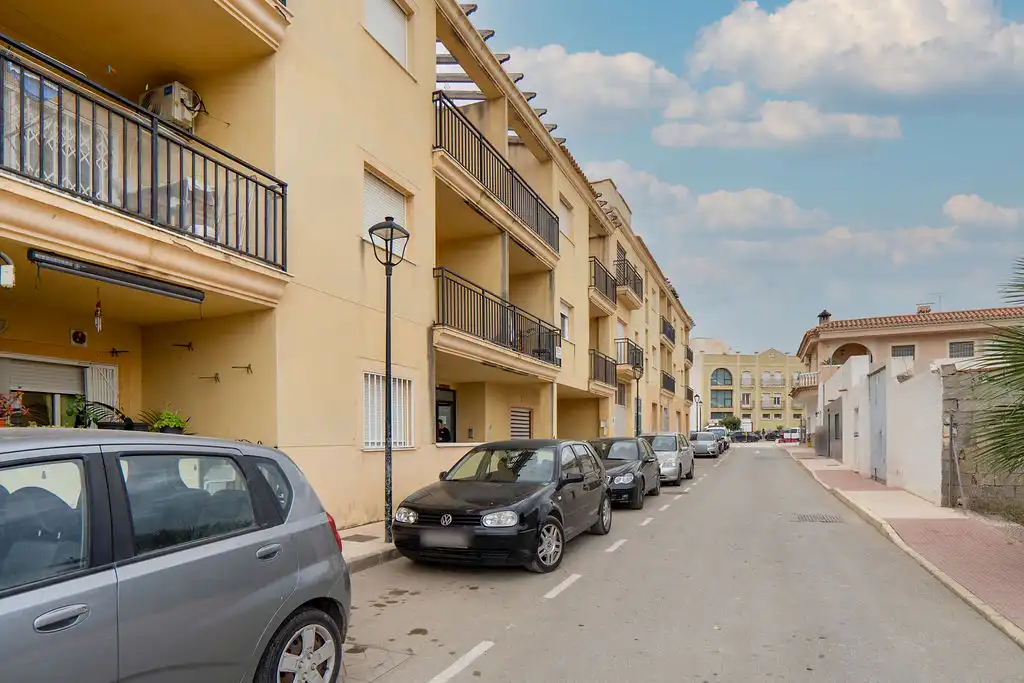 Flat for sale in C/ Ramón y Cajal , Turre