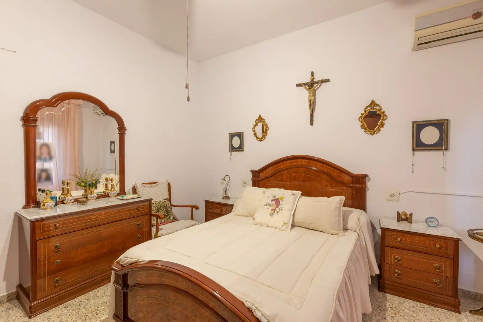 Dormitori de Casa o xalet en venda en Albolote amb Piscina