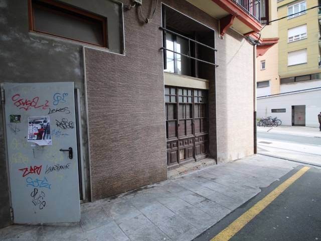 Local comercial en Venta en Calle Arrandegi en Pasaia