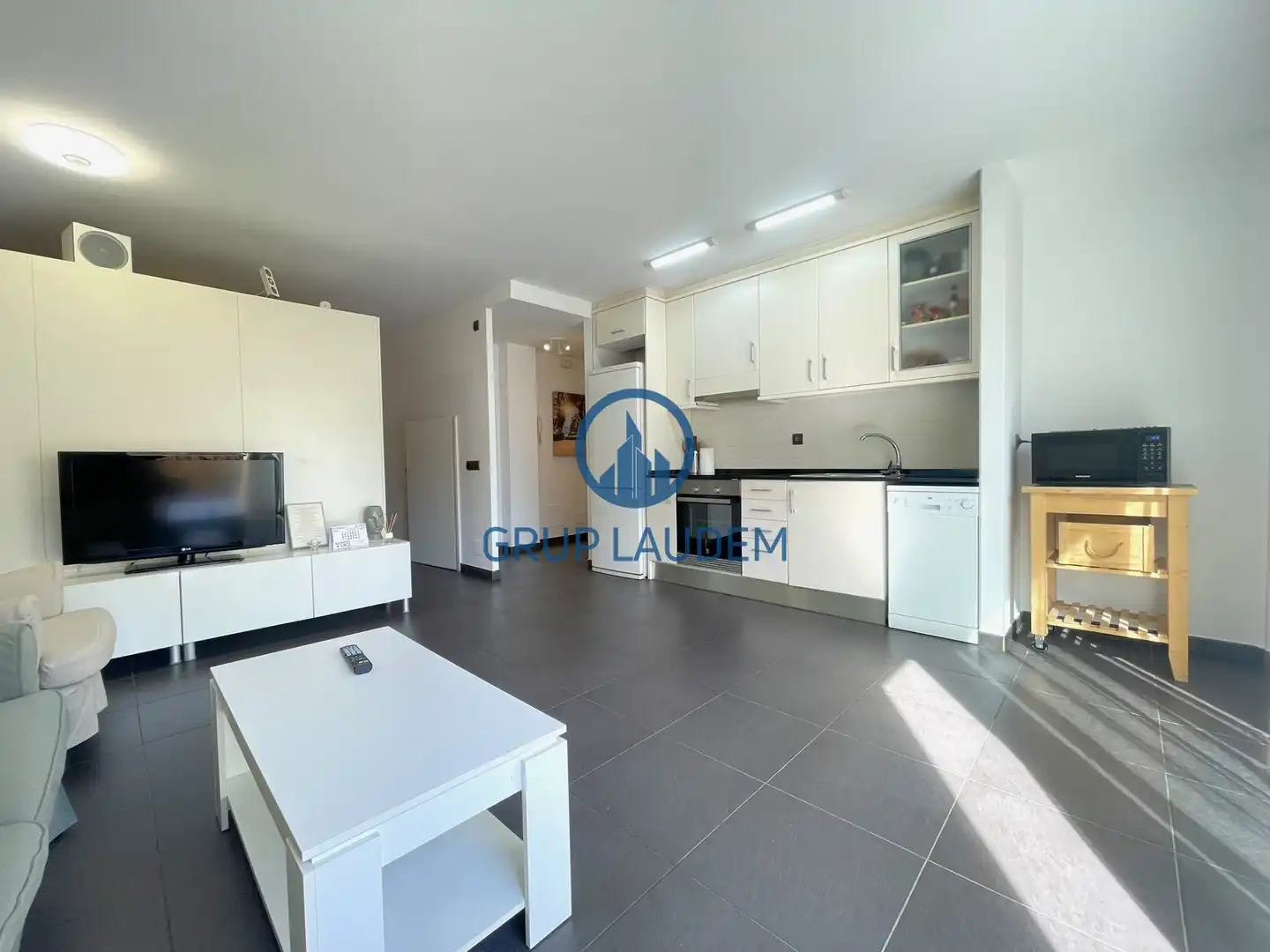 Exterior view of Flat for sale in Mataró  with Air Conditioner, Storage room and Oven