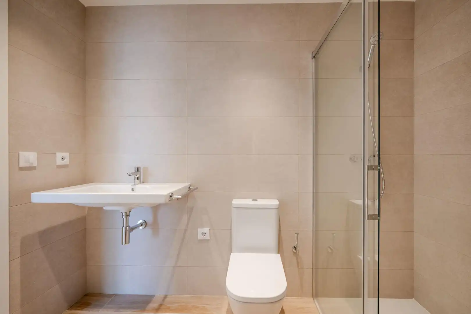 Apartments for rent in Carrer font de la teula, Domeny