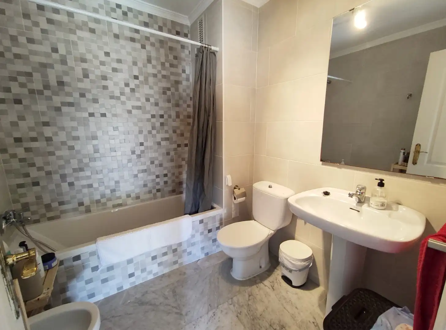 Flat for rent in Calle Hermano Fermín, Centro - Calzada - Cabo Noval