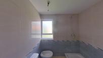 Bathroom of Flat for sale in  Granada Capital