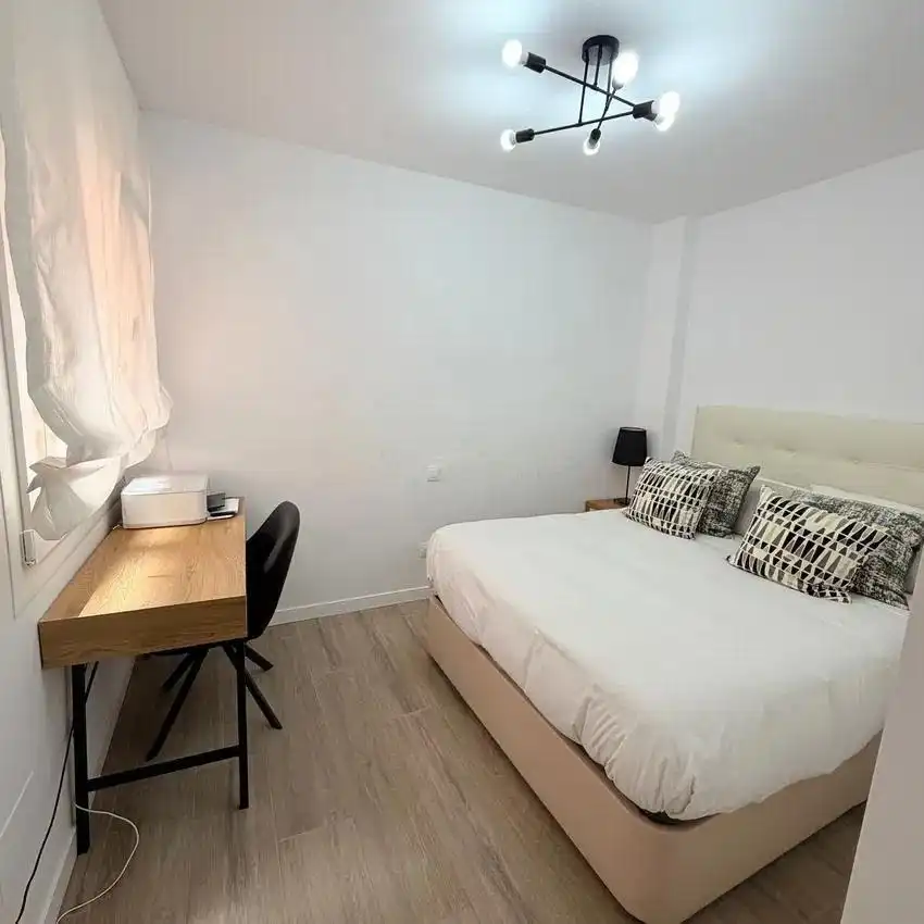Habitación de Ático en venta en Marbella con Aire acondicionado, Calefacción y Jardín privado