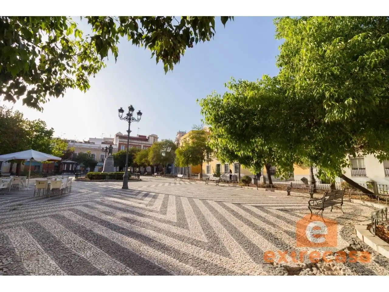 Flat with terrace for sale in Casco Antiguo