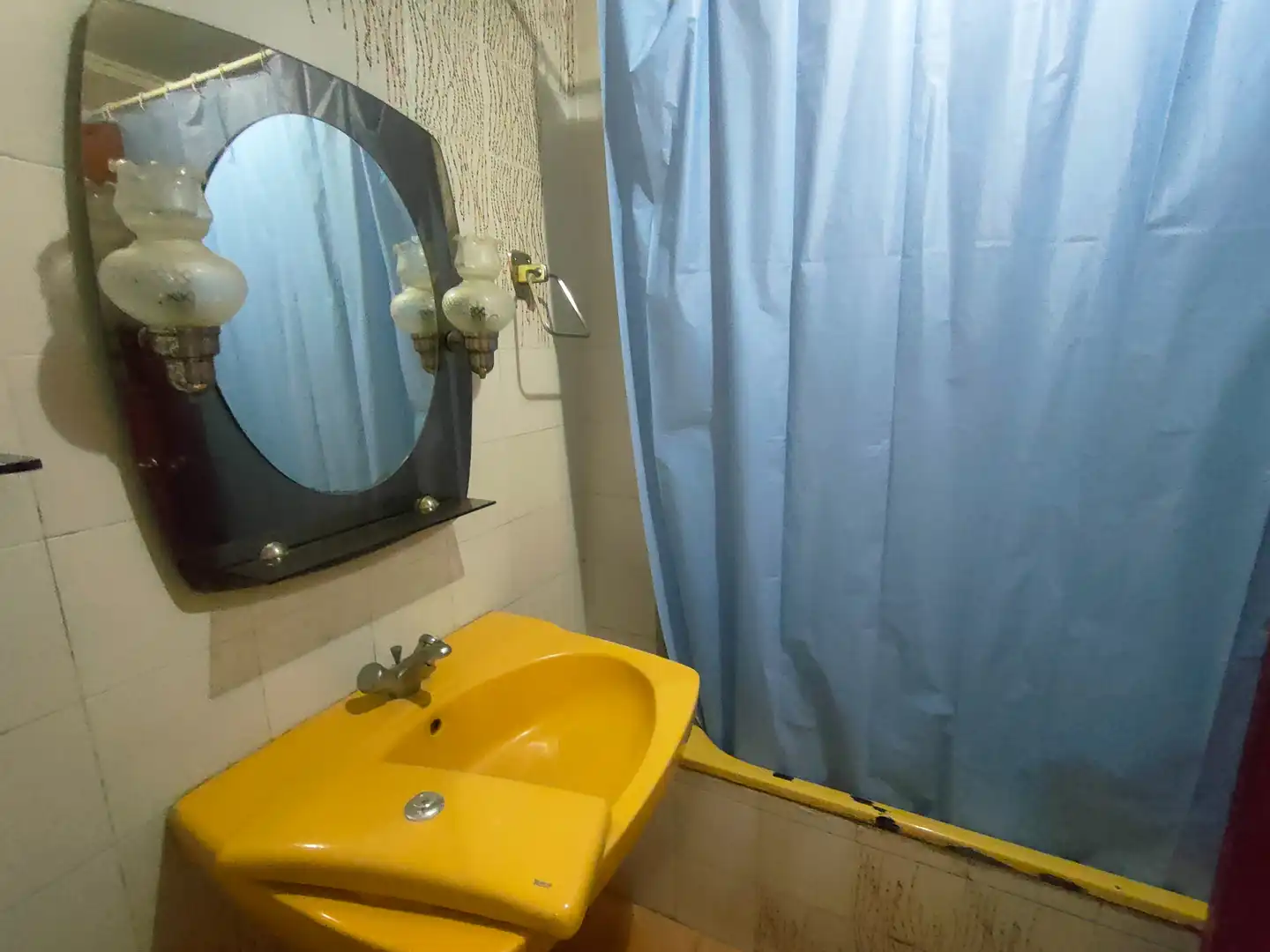 Baño de Piso en venta en Turís