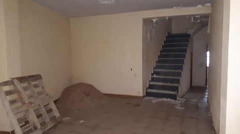 Foto 3 de Casa adosada en venta en Calle Paco Clavijo, Santisteban del Puerto, Jaén