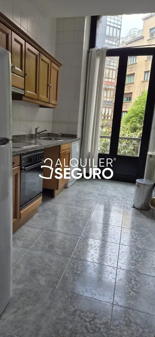 Kitchen of Flat for rent in Gijón   with Heating
