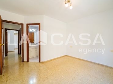 Flat with lift for sale in Algirós
