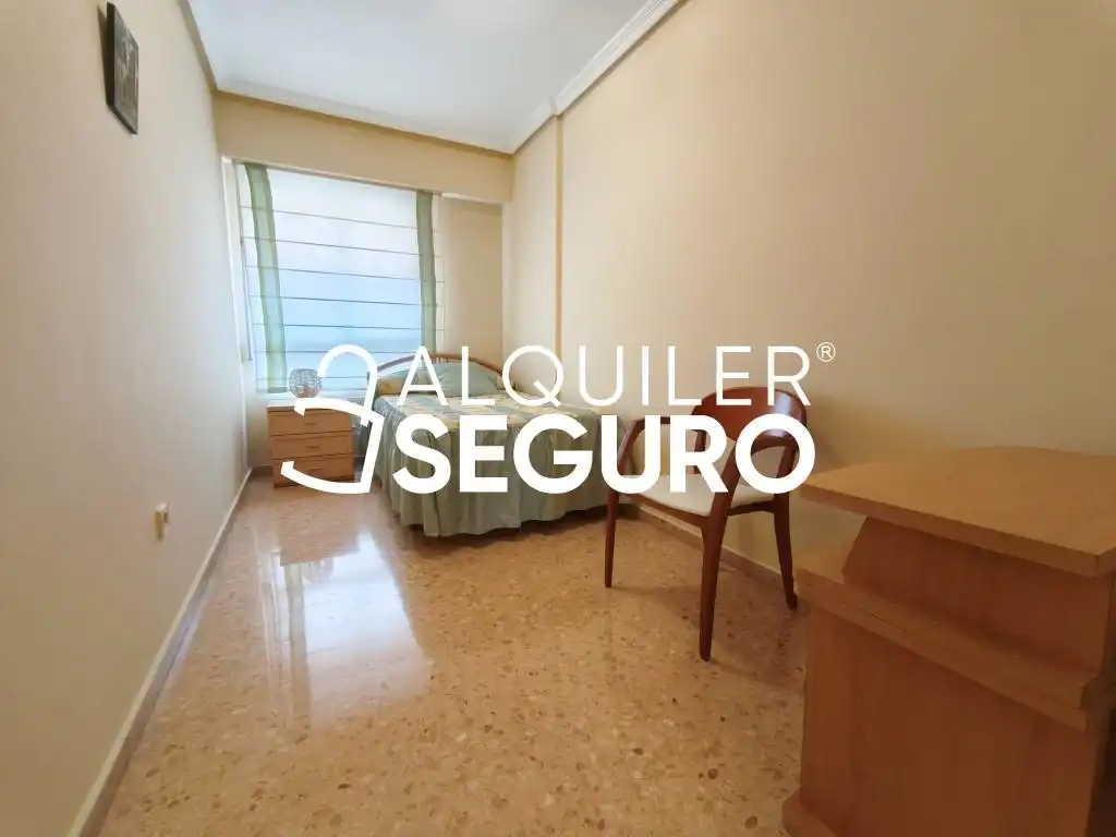 Piso de alquiler en Manuel Maciá Sempere, Altozano - Conde Lumiares