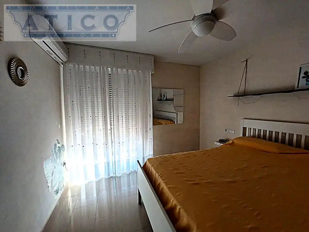 Bedroom of Houses for sale in Sevilla  with Air Conditioner and Terrace