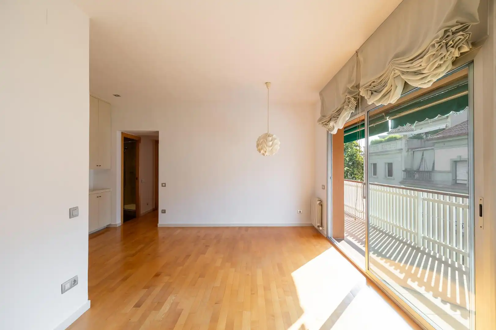 Piso de alquiler en Passeig SENILLOSA, Sarrià