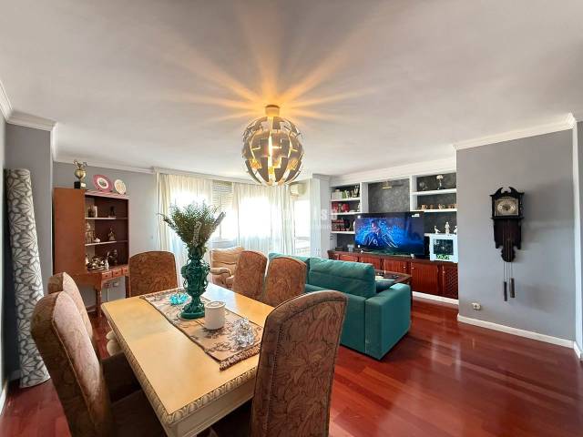 Piso en Venta en BENAHAVÍS en Martín Carpena - Torre del Río