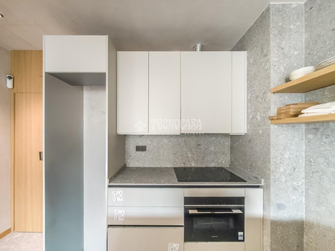Kitchen of Flat for sale in  Madrid Capital  with Heating and Balcony