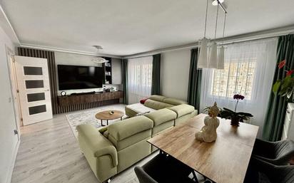 Living room of Flat for sale in  Zaragoza Capital  with Air Conditioner and Heating