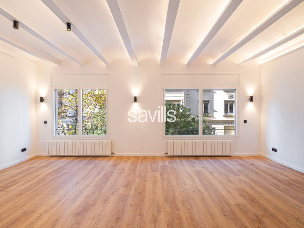 Living room of Apartment for sale in  Barcelona Capital  with Air Conditioner
