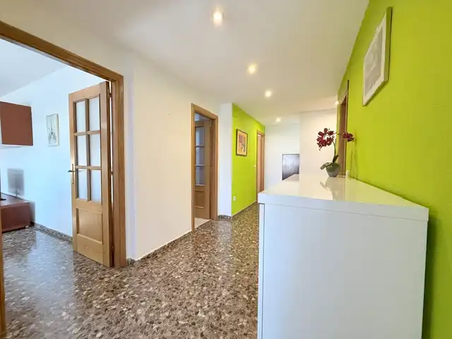 Piso en venta en Castellón de la Plana / Castelló de la Plana con Aire acondicionado, Calefacción y Terraza