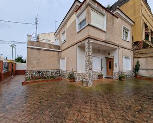 Vista exterior de Casa o xalet en venda en Cartagena amb Terrassa, Traster i Balcó
