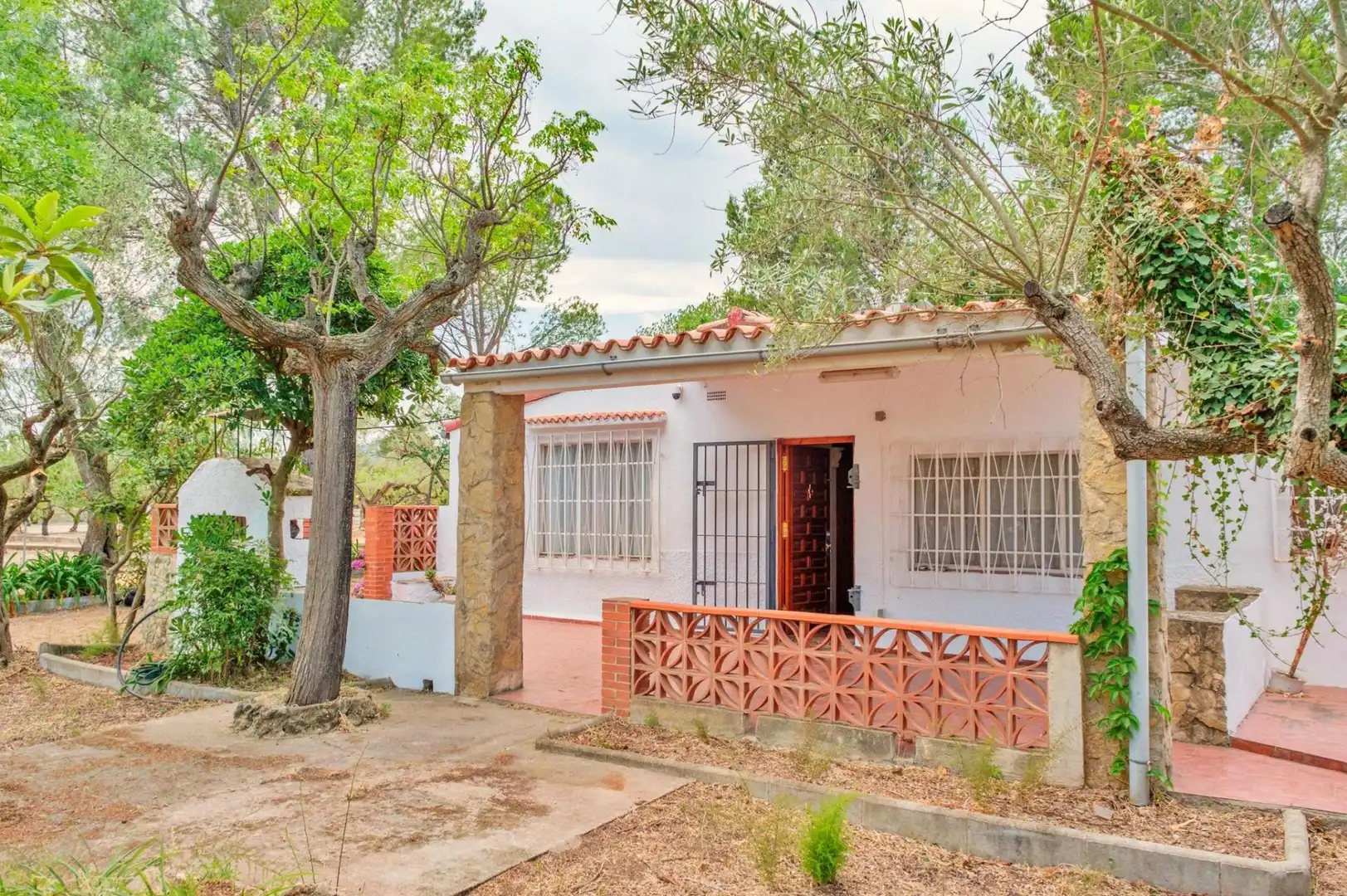 Vista exterior de Casa o xalet en venda en Tortosa amb Jardí privat