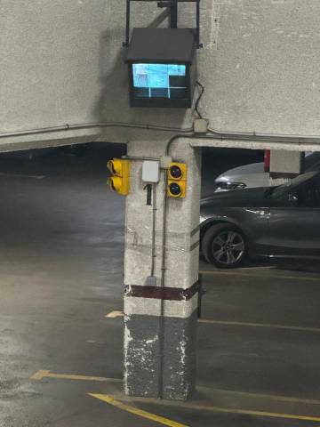 Garaje en Venta en Carrer de Morales en Barri de les Corts